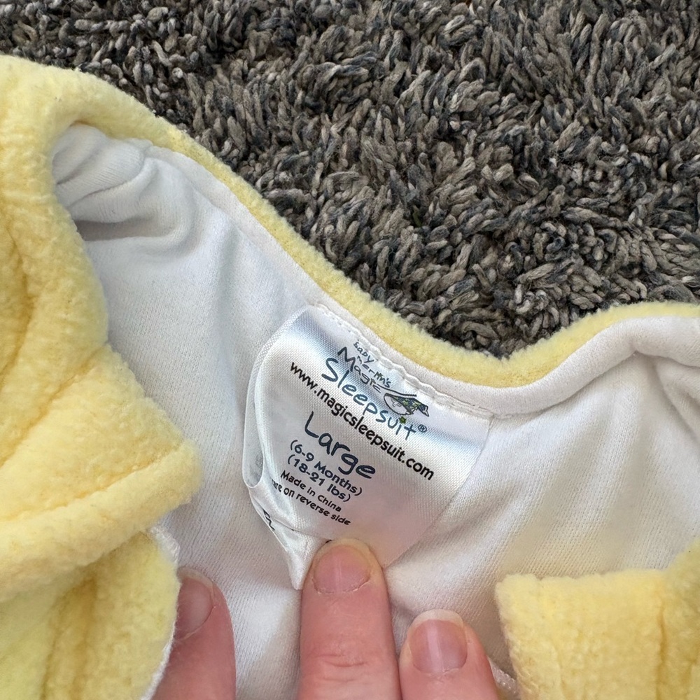 Magic Baby Sleepsuit Pajamas in Light Blue and Pale Yellow - Picture 4 of 4